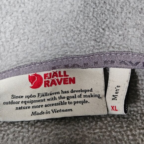 Fjall Raven Men's XL Gray 1/4 Snap Button Ovik Fleece Sweater 81469 Gorpcore - Picture 8 of 14